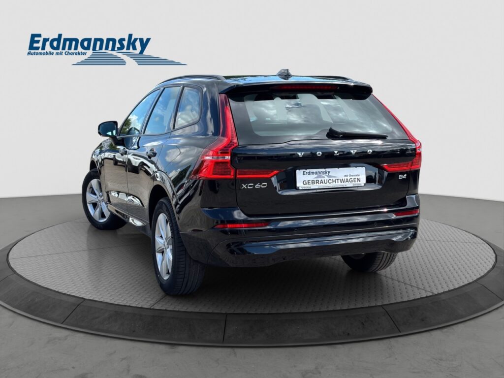 Volvo XC60 B4 Essential/Navi/LED/Kamera/Komfortsitze – Bild 2