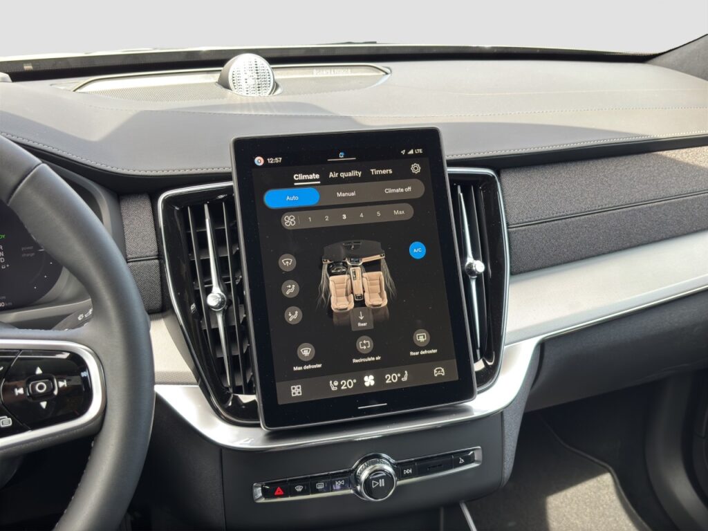 Volvo XC90 T8 AWD Ultra Dark Plug-In/Bowers & Wilkins – Bild 10