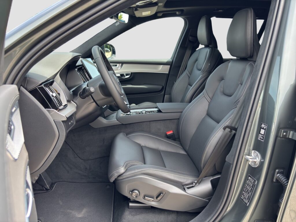 Volvo XC90 T8 AWD Ultra Dark Plug-In/Bowers & Wilkins – Bild 14