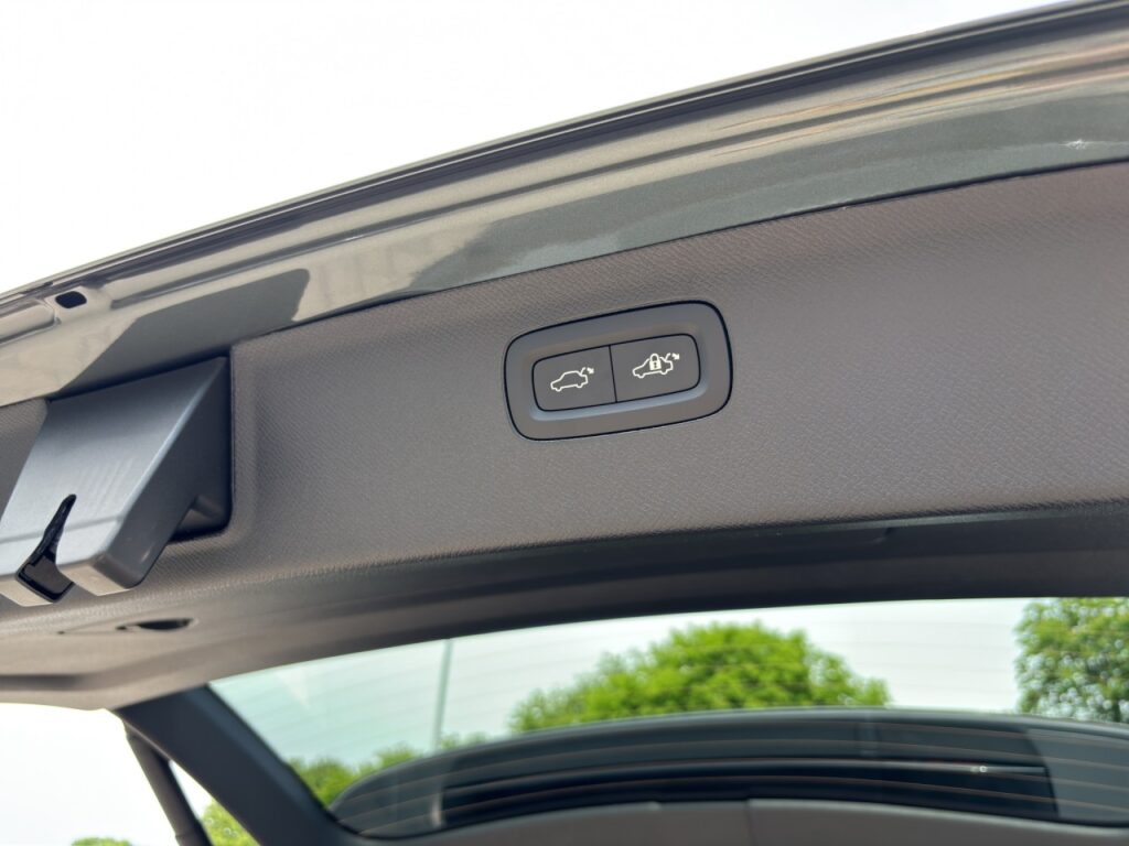 Volvo XC90 T8 AWD Ultra Dark Plug-In/Bowers & Wilkins – Bild 20