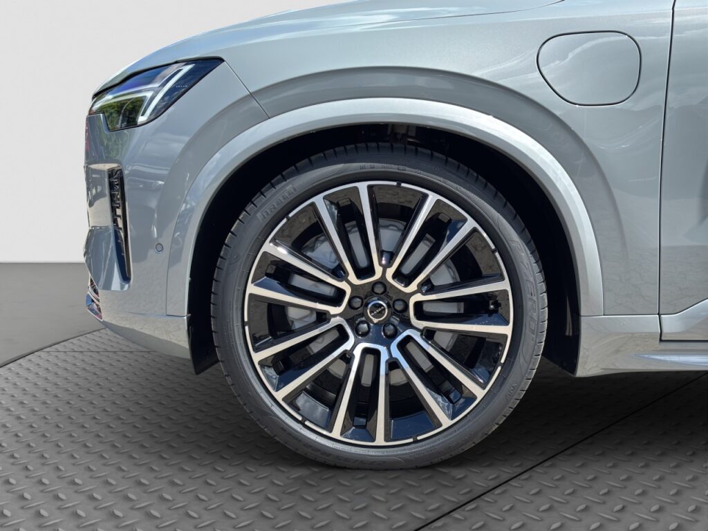 Volvo XC90 T8 AWD Ultra Dark Plug-In/Luftfahrwerk – Bild 17