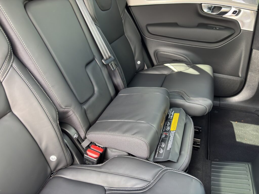 Volvo XC90 T8 AWD Ultra Dark Plug-In/Luftfahrwerk – Bild 21