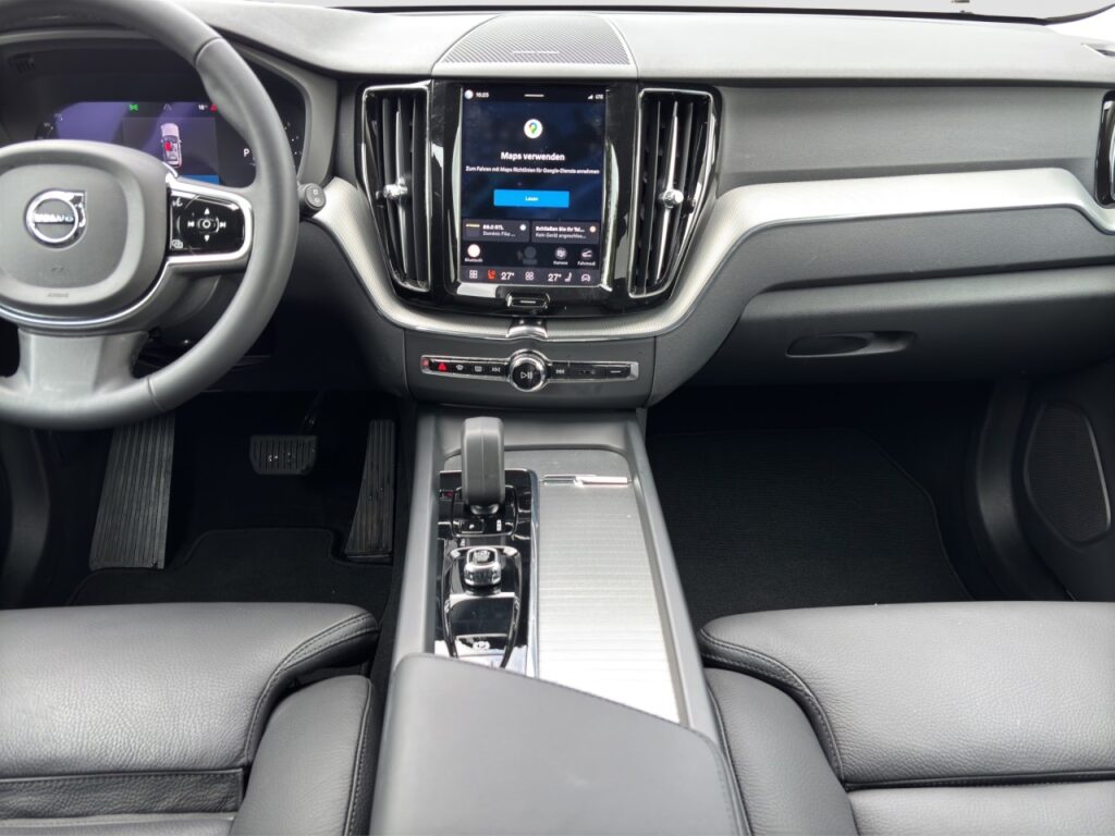 Volvo XC60 B4 Plus Dark AWD/Navi/LED/H&K/BLIS/hzb.FS – Bild 10
