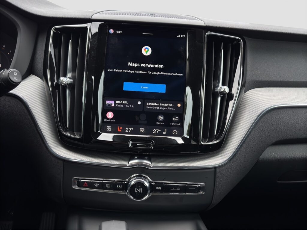 Volvo XC60 B4 Plus Dark AWD/Navi/LED/H&K/BLIS/hzb.FS – Bild 9