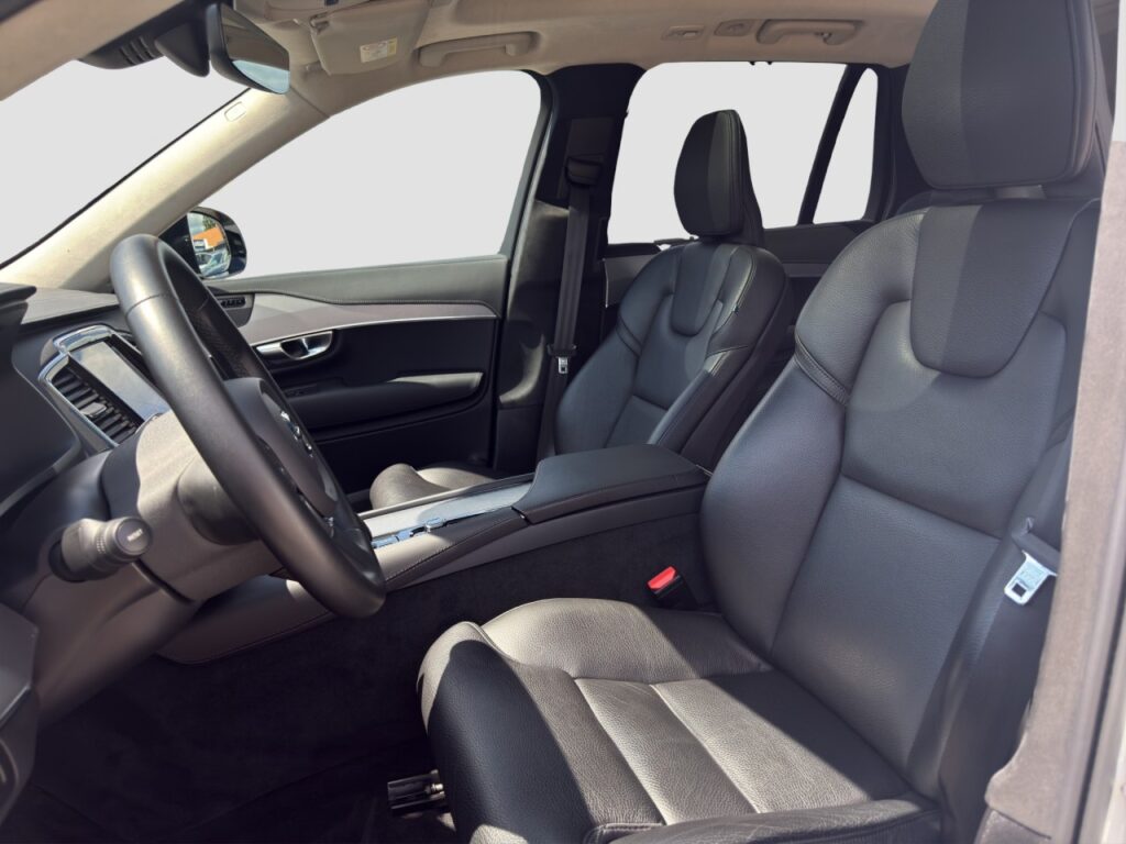 Volvo XC90 T8 Ultimate Dark Plug-In Hybrid AWD/360Kam – Bild 13