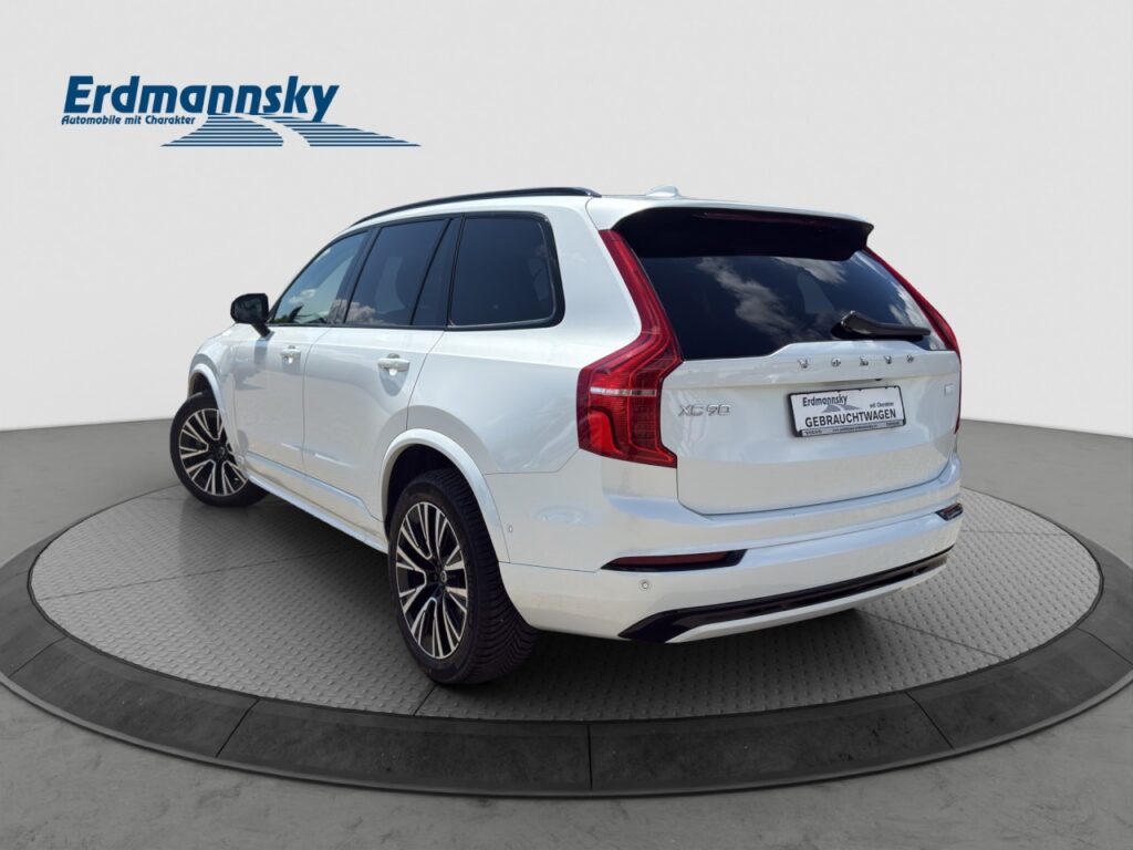 Volvo XC90 T8 Ultimate Dark Plug-In Hybrid AWD/360Kam – Bild 2