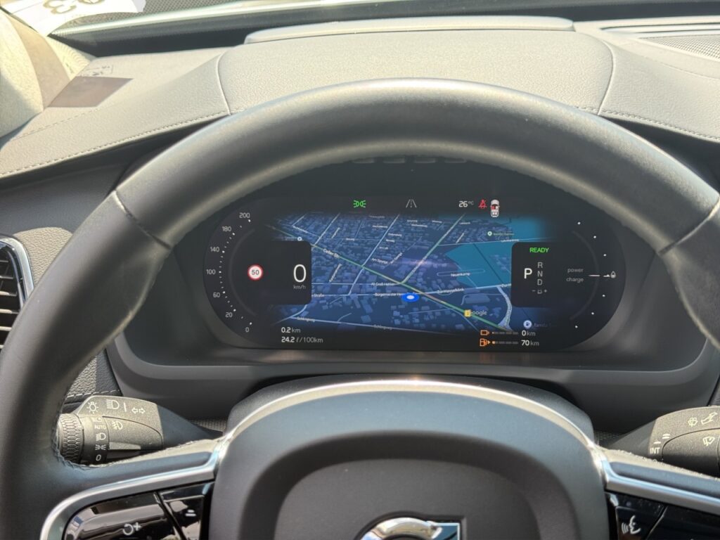 Volvo XC90 T8 Ultimate Dark Plug-In Hybrid AWD/360Kam – Bild 8