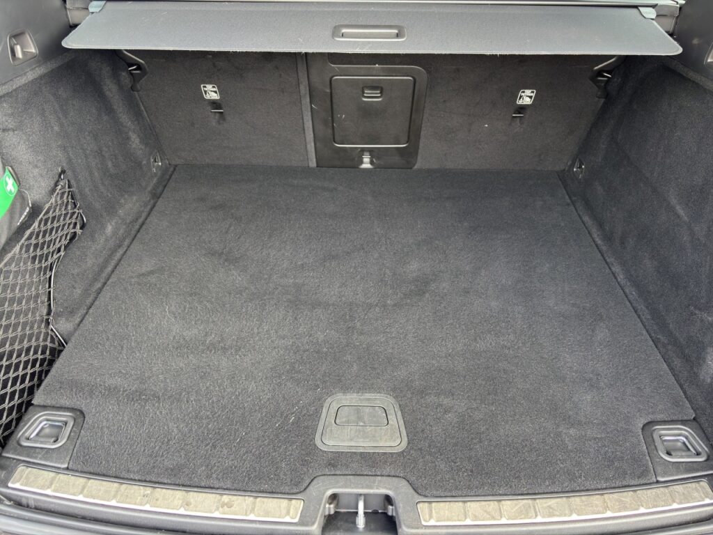 Volvo XC60 B4 Momentum Pro/Navi/LED/AHK/Lichtpaket/LHZ – Bild 16