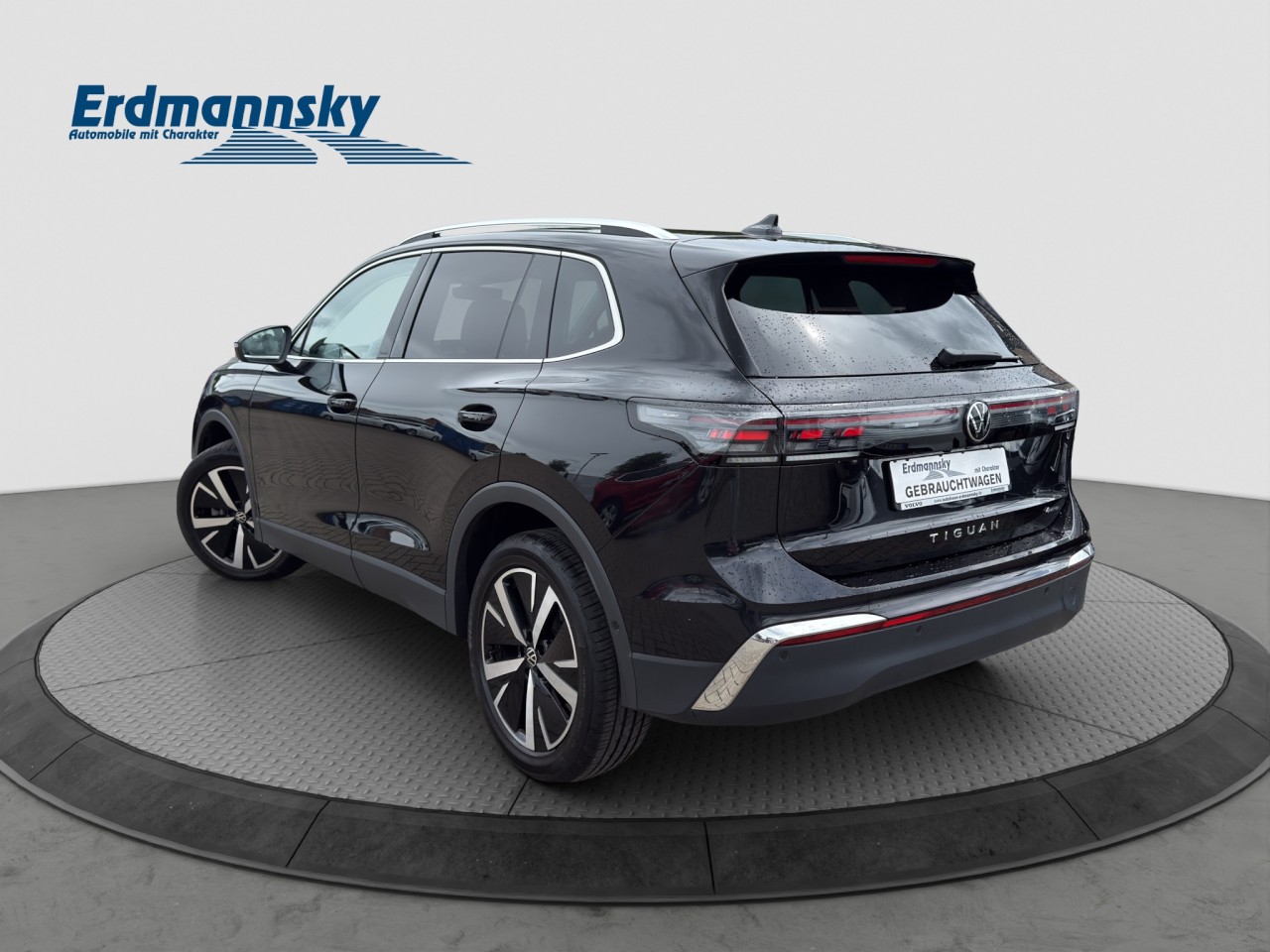 Volkswagen Tiguan TDI 4Motion Elegance/Leder/AHK/Matrix-LED – Bild 2