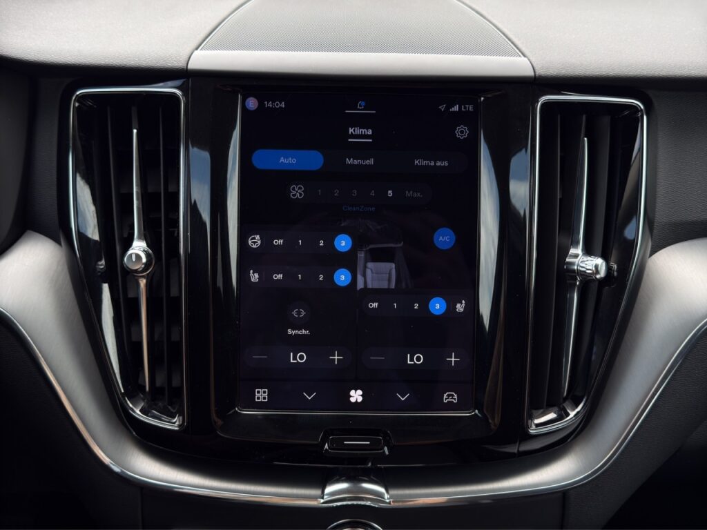 Volvo XC60 B4 Momentum Pro/Navi/LED/AHK/Kam/LHZ/hzb.FS – Bild 23
