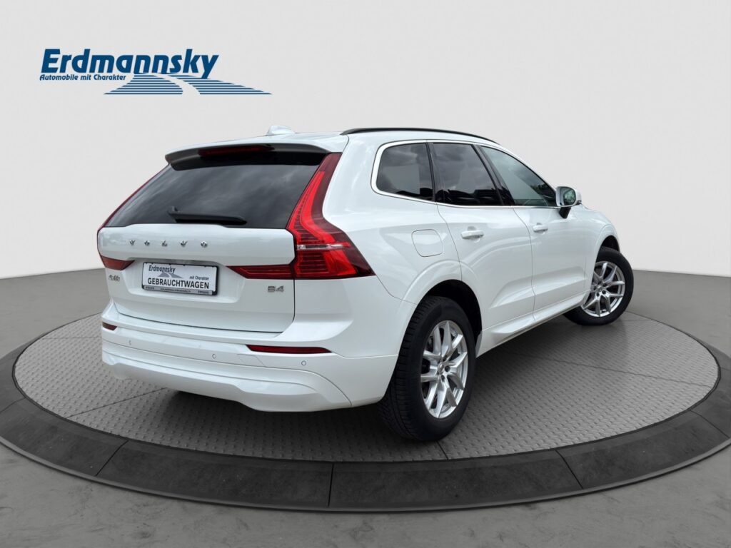 Volvo XC60 B4 Momentum Pro/Navi/LED/AHK/Kam/LHZ/hzb.FS – Bild 4