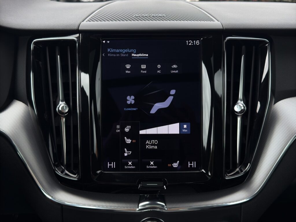 Volvo XC60 B4 R-Design/Nappa/Navi/Pano/Xenium-Paket – Bild 23