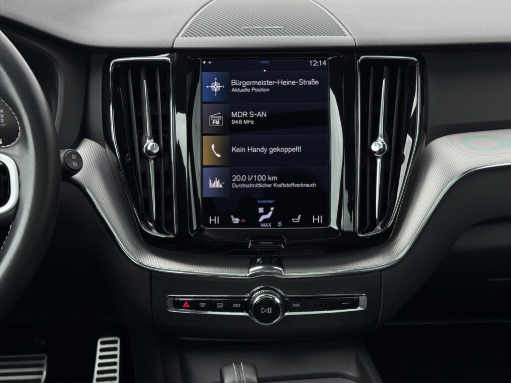 Volvo XC60 B4 R-Design/Nappa/Navi/Pano/Xenium-Paket – Bild 9