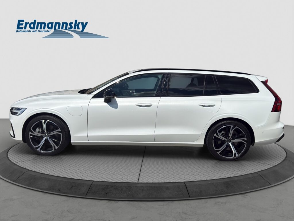 Volvo V60 T8 Ultra Dark Plug-In Hybrid AWD/Pano/360Kam – Bild 5