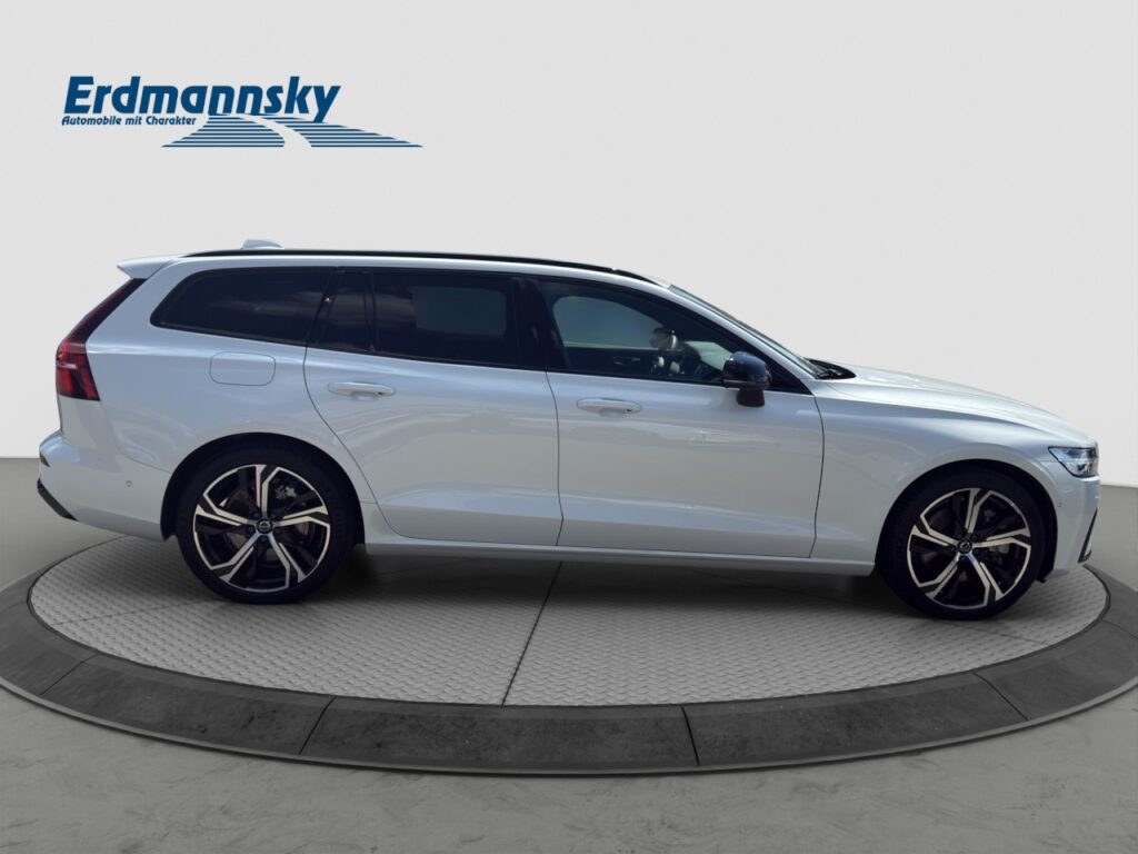Volvo V60 T8 Ultra Dark Plug-In Hybrid AWD/Pano/360Kam – Bild 6