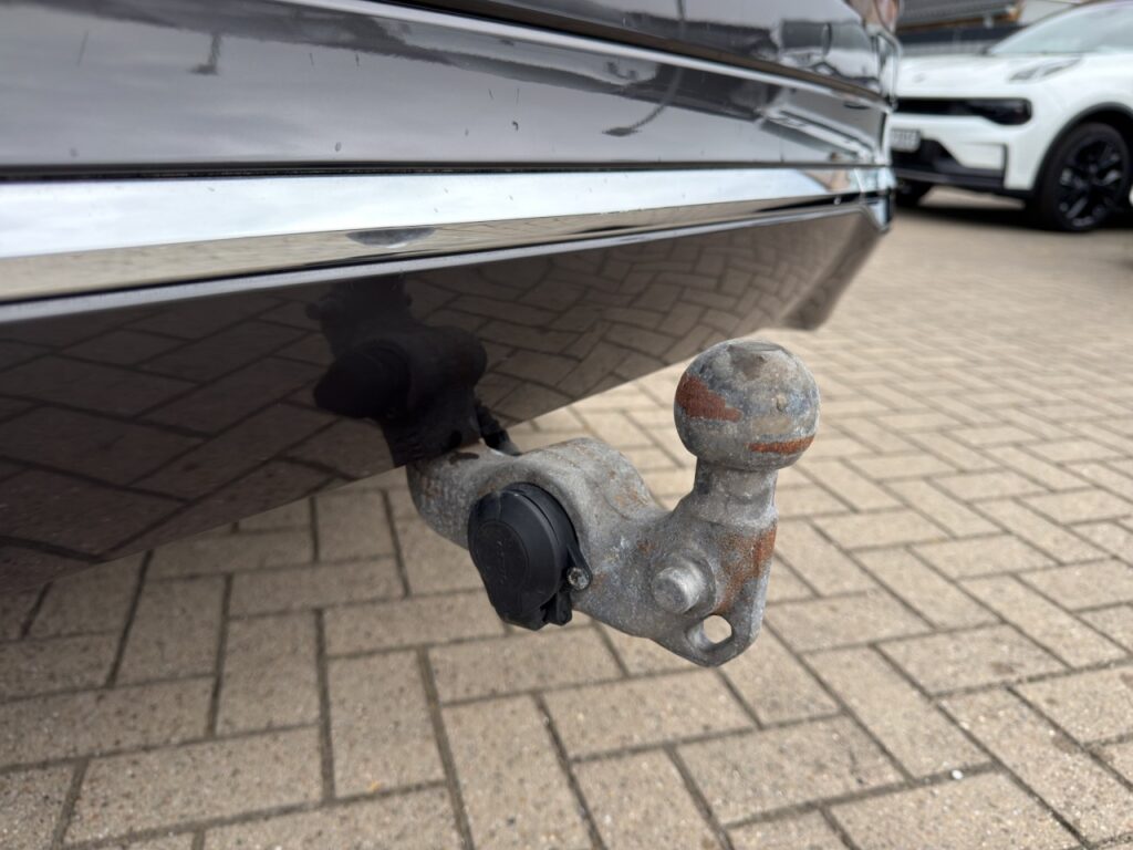 Volvo XC60 B5 Inscription AWD/AHK/Standhz/Kam/Four-C – Bild 18