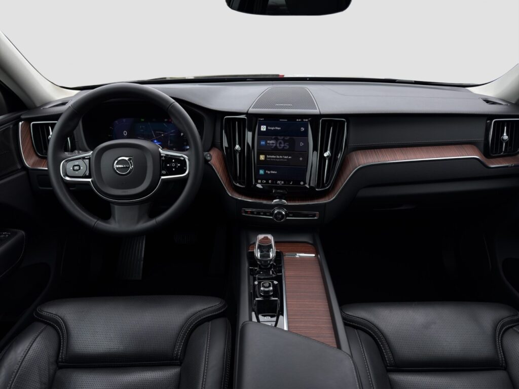 Volvo XC60 B5 Ultimate Dark AWD/AHK/Pano/StHz/360K/HuD – Bild 10