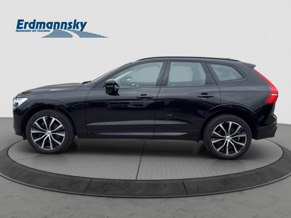 Volvo XC60 B5 Ultimate Dark AWD/AHK/Pano/StHz/360K/HuD – Bild 5