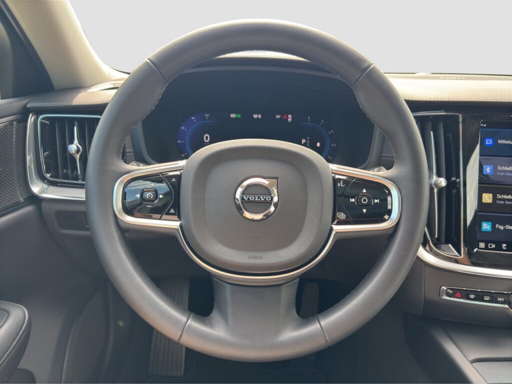 Volvo V60 B4 Cross Country Ultimate AWD/AHK/Pano/StHz – Bild 7