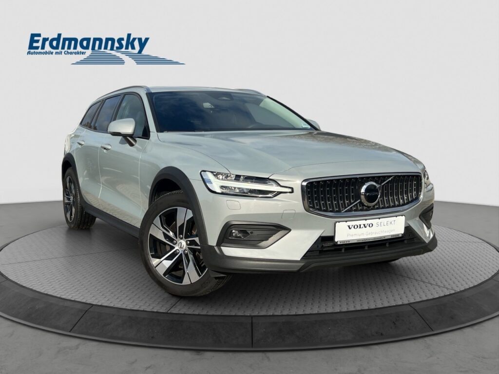 Volvo V60 B4 CC Plus AWD/Leder/Navi/Kam/BLIS/hzb.LK – Bild 3