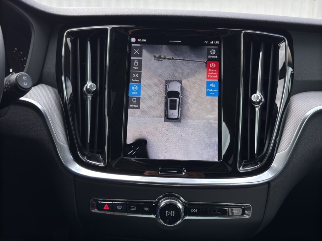 Volvo V60 B4 Plus Dark/Pano/AHK/Business-Paket/19Zoll – Bild 21