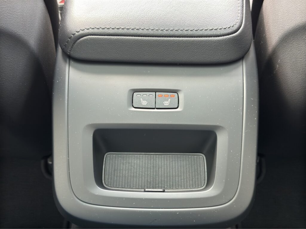 Volvo V60 B4 Plus Dark/Pano/AHK/Business-Paket/19Zoll – Bild 23