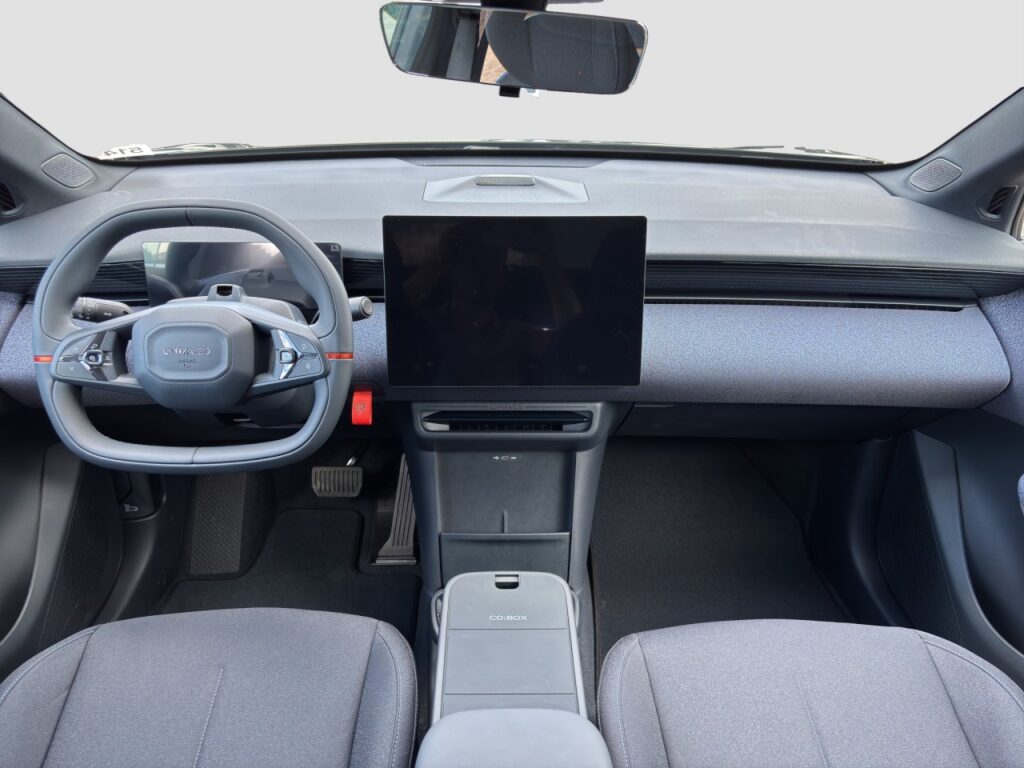 Lynk & Co 02 Core/LED/NAVI/PANO/Sitzhzg – Bild 10