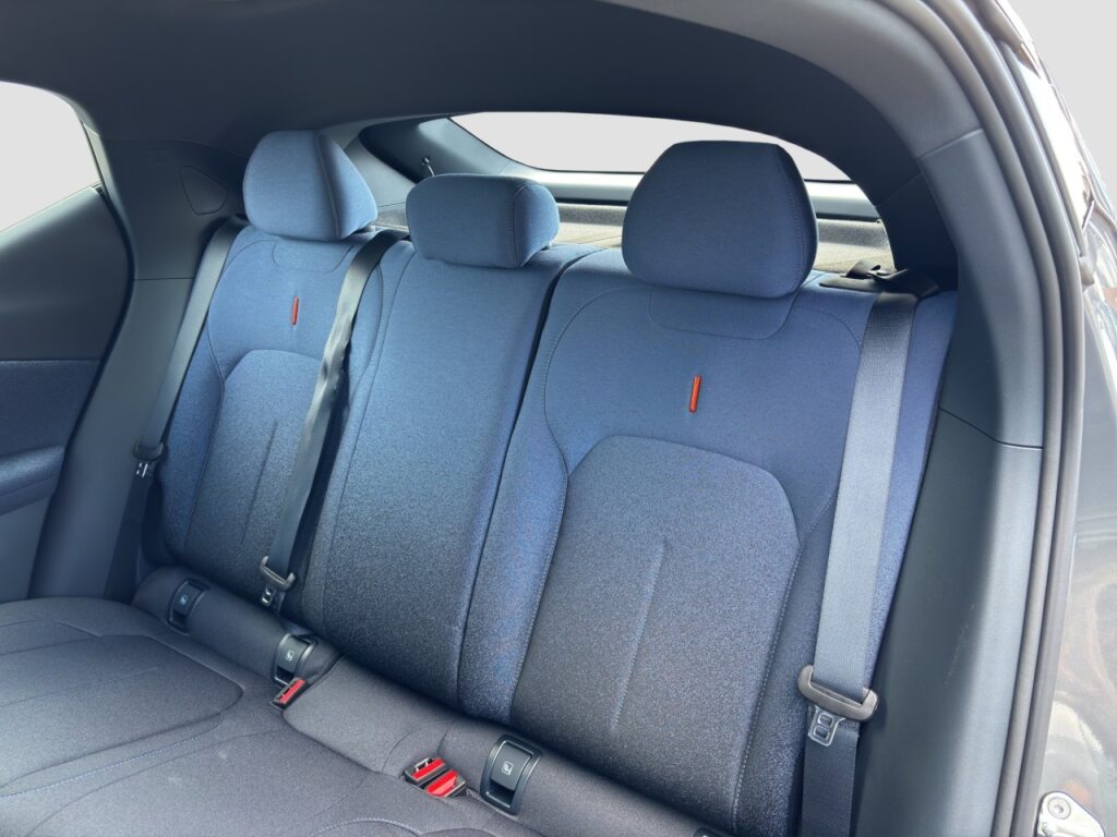 Lynk & Co 02 Core/LED/NAVI/PANO/Sitzhzg – Bild 14