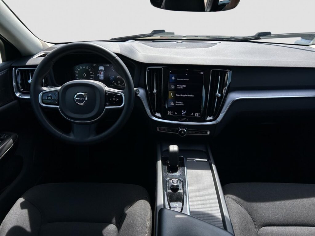 Volvo V60 B4 CC Pro AWD/Navi/LED/Kam/StHz/HuD/19Zoll – Bild 9