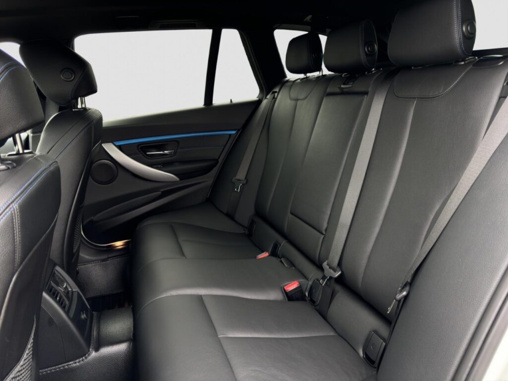 BMW 320 d Touring M Sport/Leder/Navi/LED/Kam/18Zoll – Bild 13