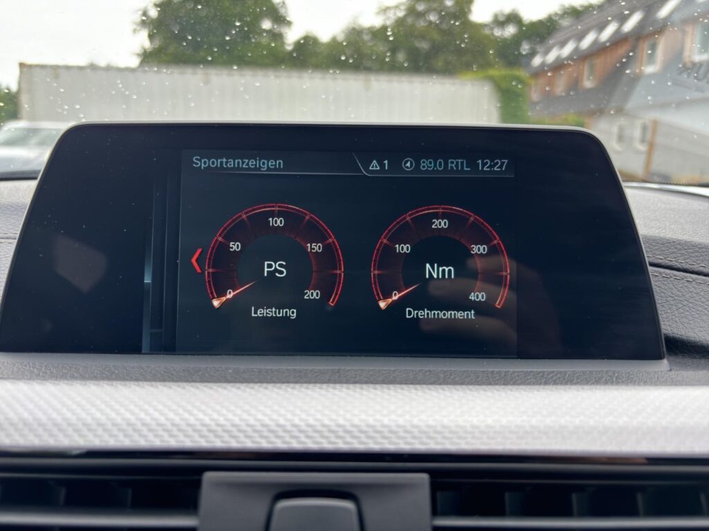 BMW 320 d Touring M Sport/Leder/Navi/LED/Kam/18Zoll – Bild 22