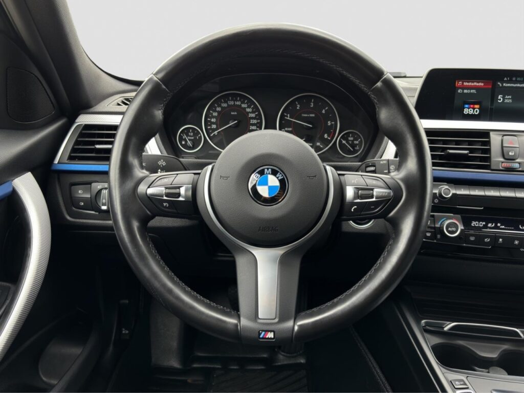 BMW 320 d Touring M Sport/Leder/Navi/LED/Kam/18Zoll – Bild 7
