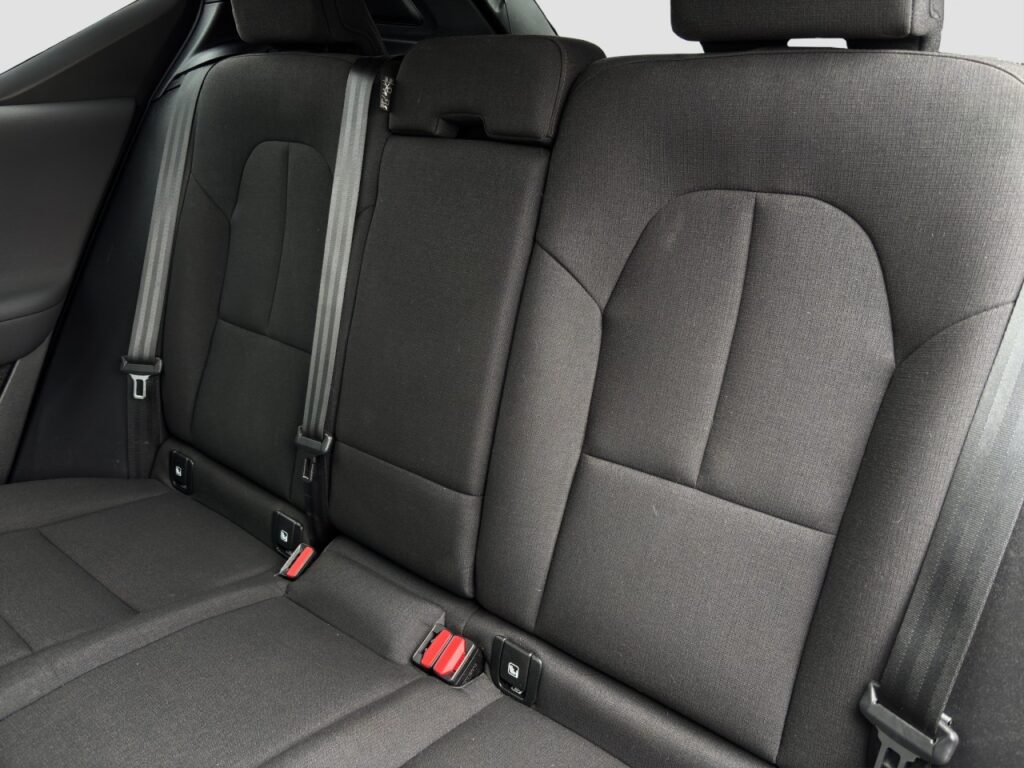 Volvo XC40 T4 Essential Plug-In Hybrid/Navi/hzb.LK/GJR – Bild 14