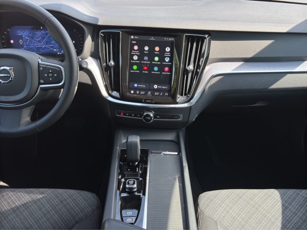 Volvo V60 B4 Core/Navi/LED/Kamera/hzb.LK/BLIS/el.HKL – Bild 10