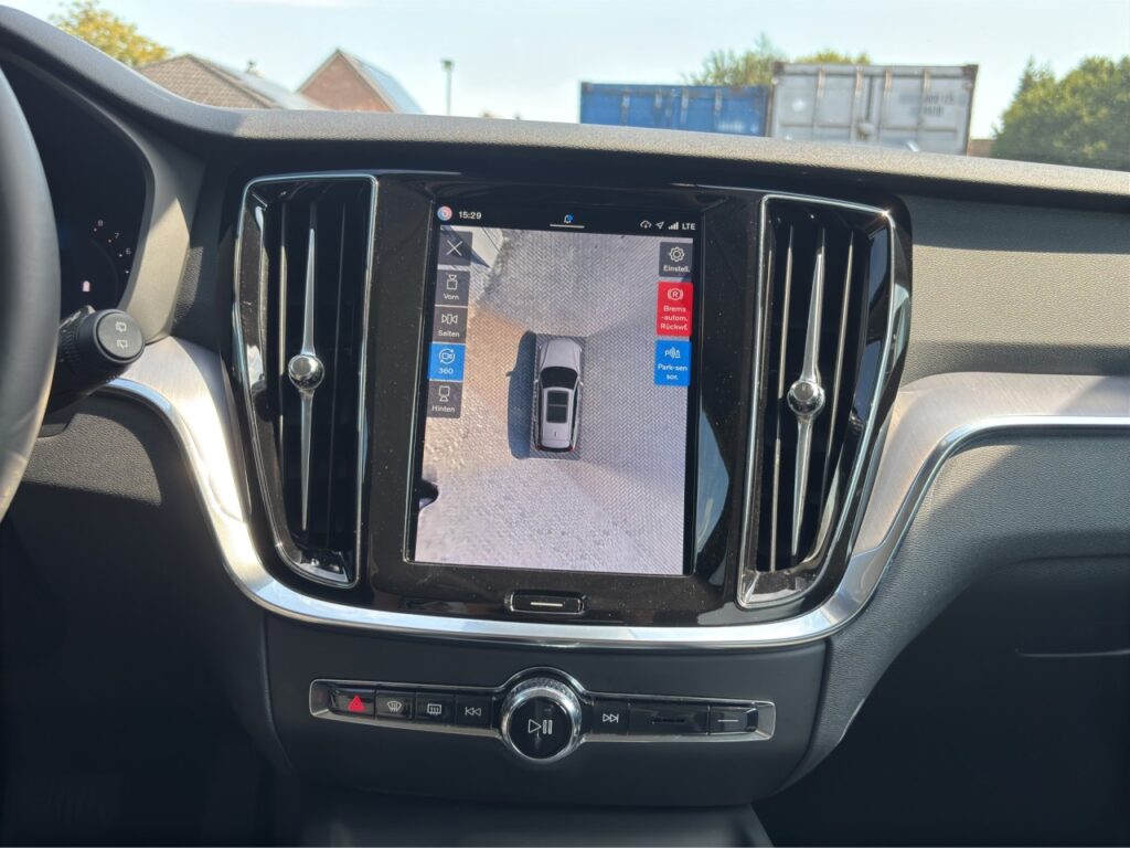 Volvo V60 B4 Core/Navi/LED/Kamera/hzb.LK/BLIS/el.HKL – Bild 20