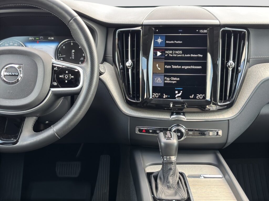 Volvo XC60 D4 Inscription/Nappa/Massage/LED/Kam/Four-C – Bild 11