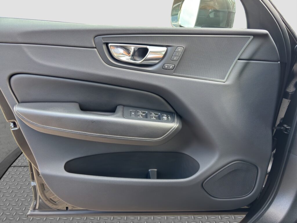 Volvo XC60 D4 Inscription/Nappa/Massage/LED/Kam/Four-C – Bild 12