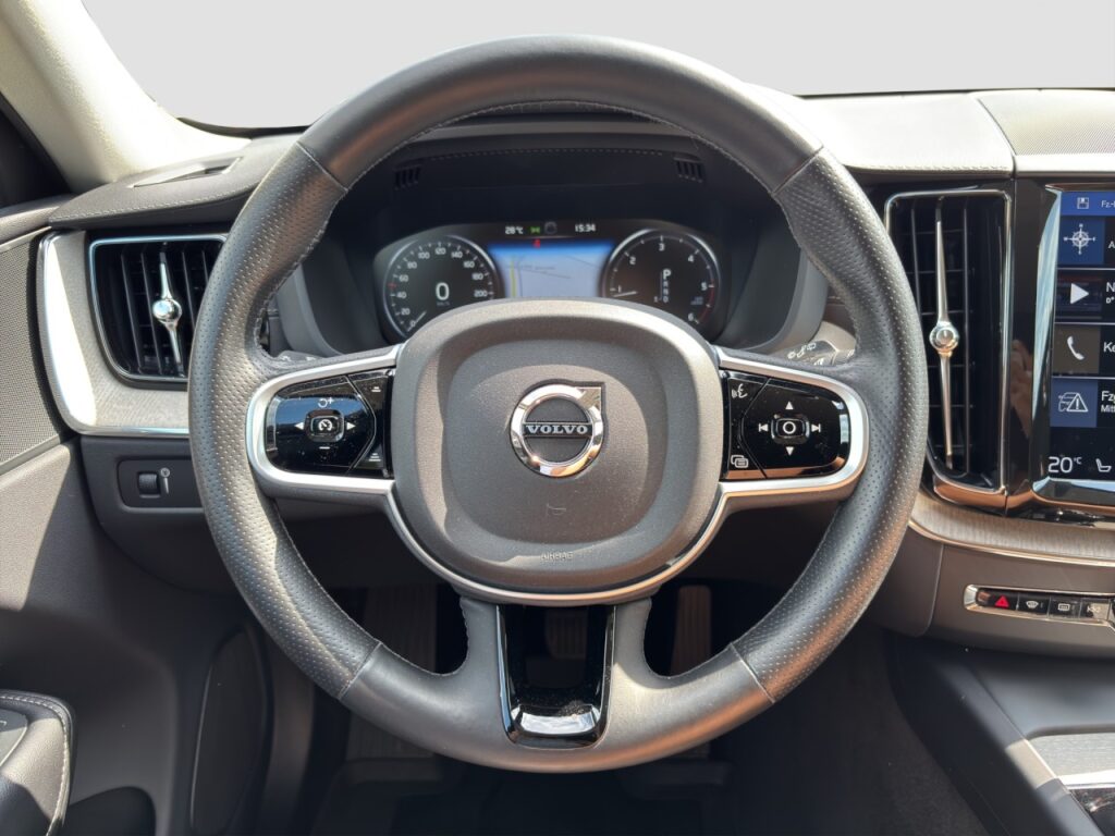 Volvo XC60 D4 Inscription/Nappa/Massage/LED/Kam/Four-C – Bild 7