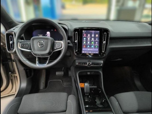 Volvo XC40 Ultimate Twin Electric AWD/Pano/20Zoll+GJR – Bild 7