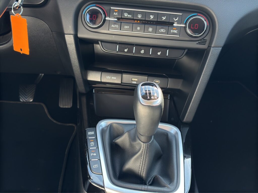 Kia Ceed Sportswagon Vision CRDi/Navi/Kam/Komfort-P. – Bild 18