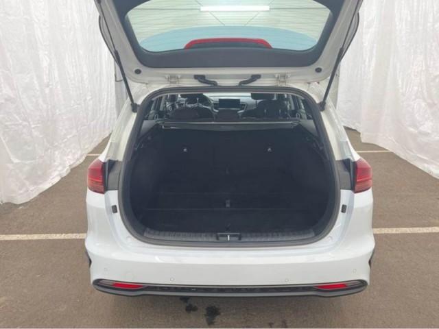 Kia Ceed SW Vision CRDi/Navi/Kam/hb.LK/Komfort-Paket – Bild 4