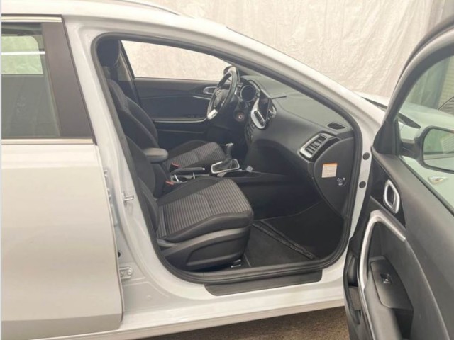 Kia Ceed SW Vision CRDi/Navi/Kam/hb.LK/Komfort-Paket – Bild 5