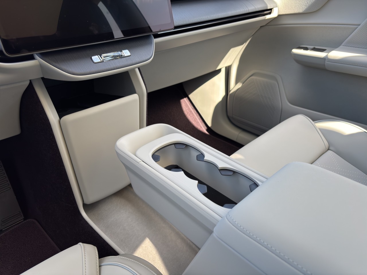 Volvo EX60 Ultra P10 AWD Electric/800V/Bowers&Wilkins – Bild 11