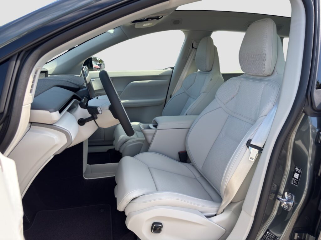 Volvo EX60 Ultra P10 AWD Electric/800V/Bowers&Wilkins – Bild 13