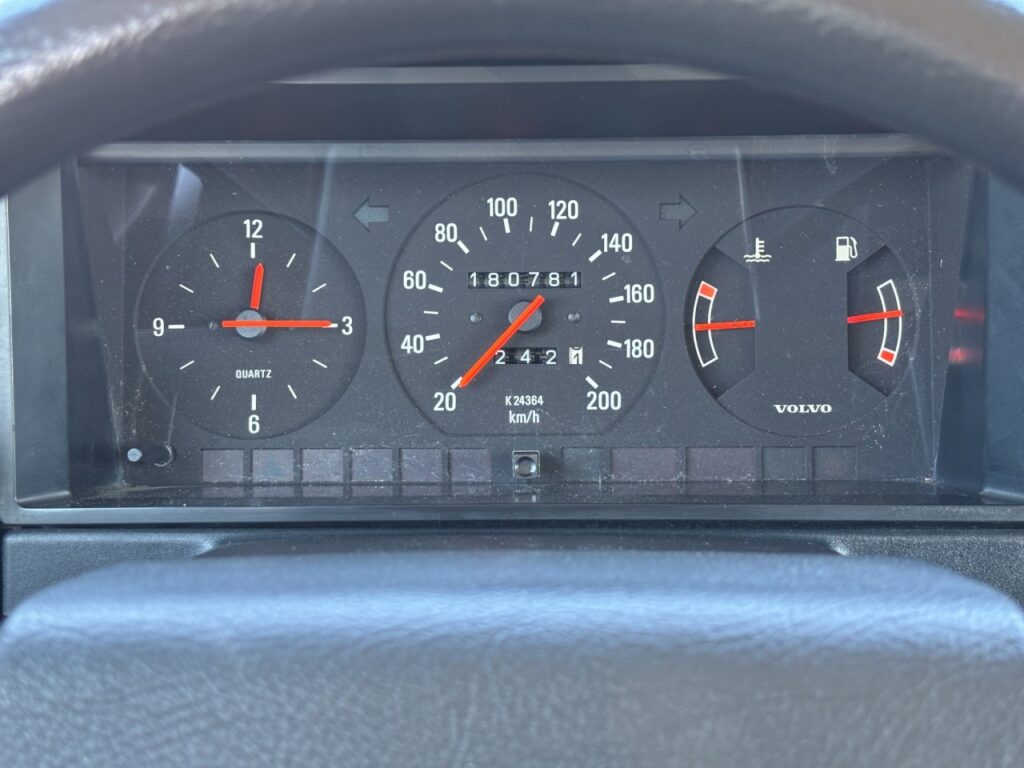 Volvo 240 Family Edition Automatik/2.Hand /Scheckheft – Bild 8