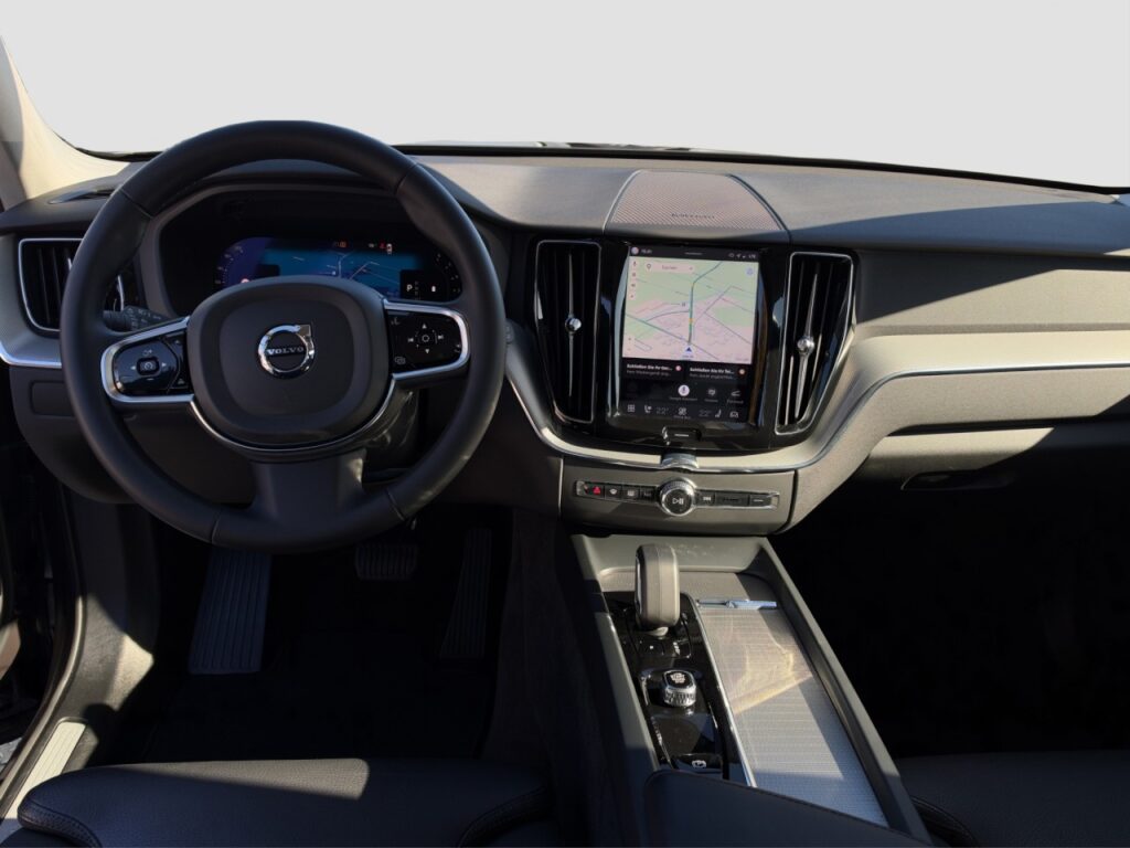 Volvo XC60 B4 Plus Dark AWD/Navi/LED/AHK/Standhz/GJR – Bild 10