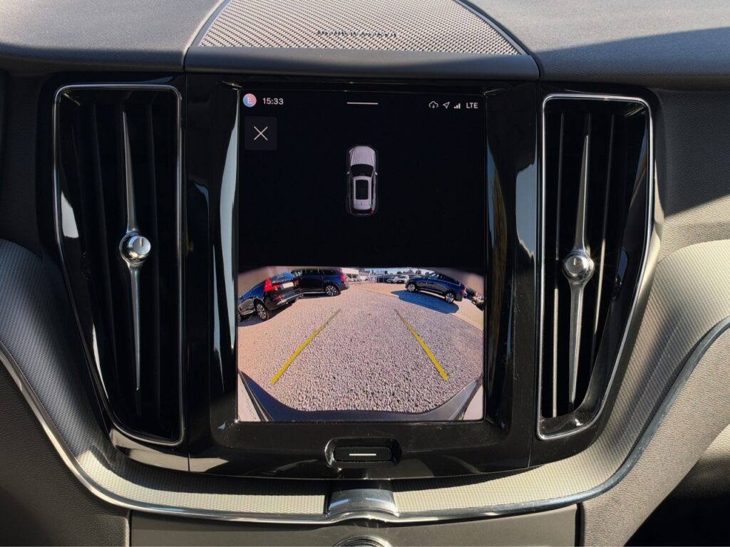 Volvo XC60 B4 Plus Dark AWD/Navi/LED/AHK/Standhz/GJR – Bild 22