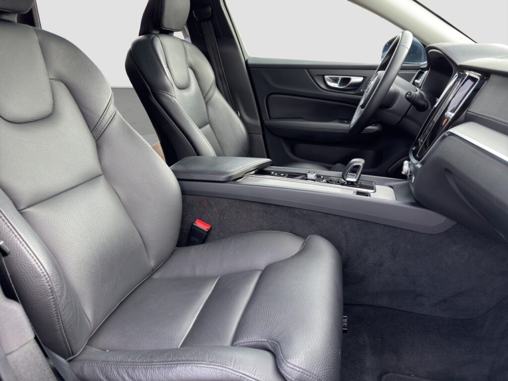 Volvo V60 B4 Ultimate Bright/Navi/LED/Pano/360Kam/HuD – Bild 17