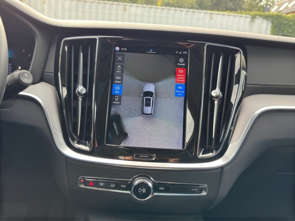 Volvo V60 B4 Ultimate Bright/Navi/LED/Pano/360Kam/HuD – Bild 21