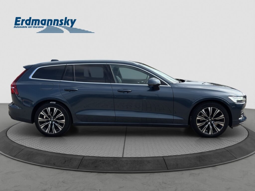 Volvo V60 B4 Ultimate Bright/Navi/LED/Pano/360Kam/HuD – Bild 6